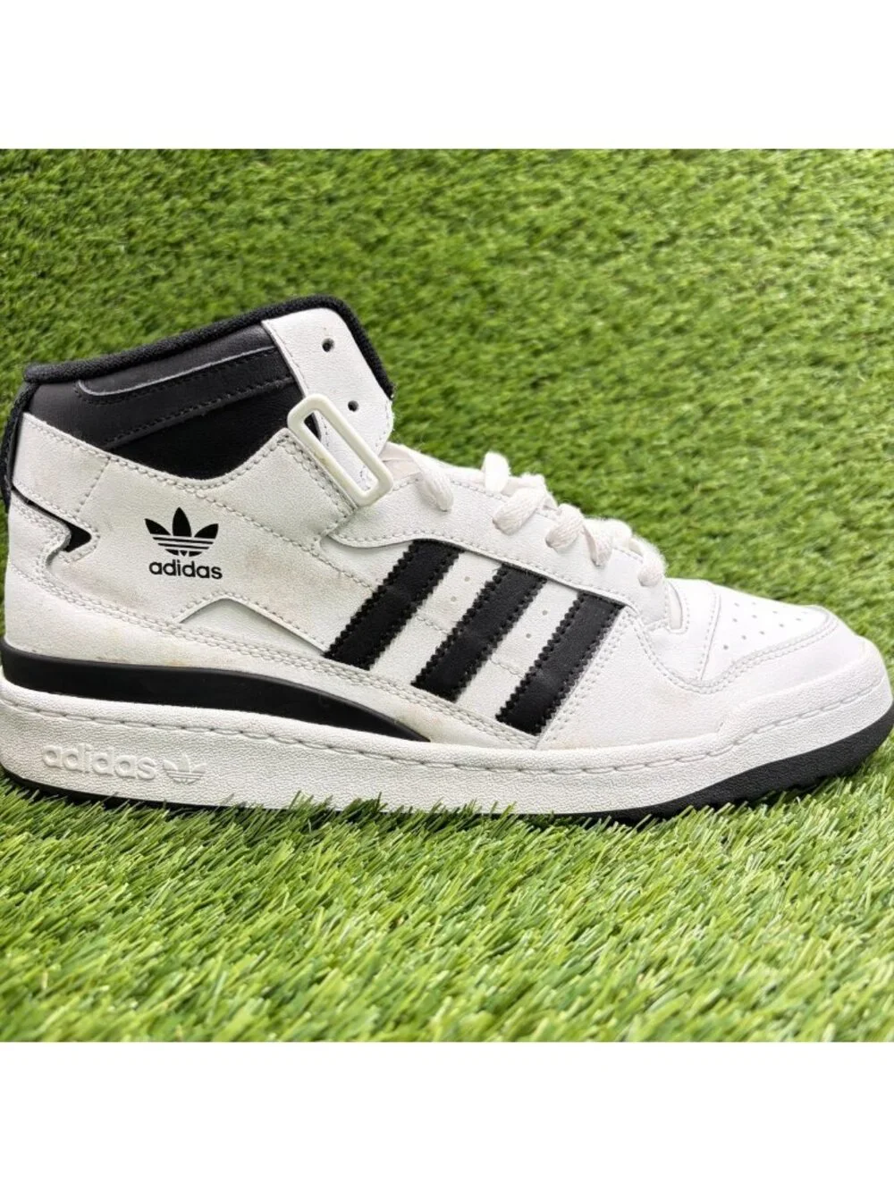 Adidas Originals Forum Mid Mens Size 11 White Athletic Basketball Shoes Sneakers
